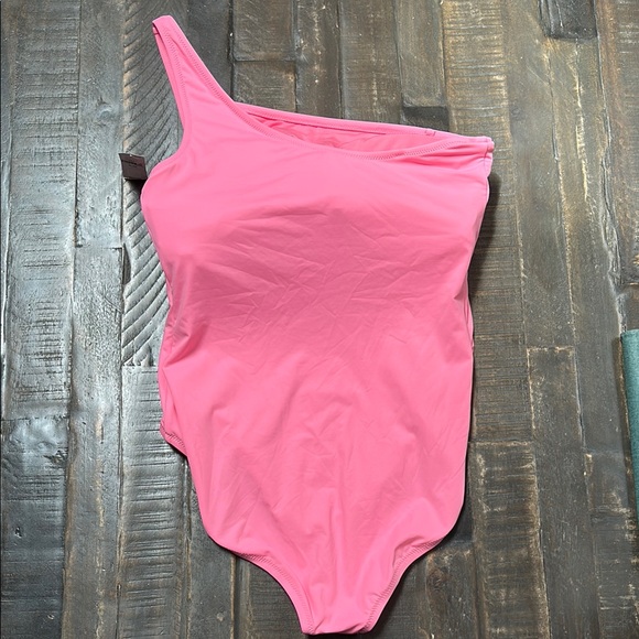 GAP One-Shoulder One-Piece Bathing Suit - Picture 7 of 7
